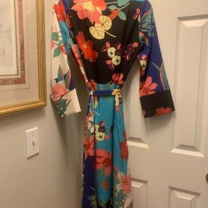 Sunday Up boutique dress size medium